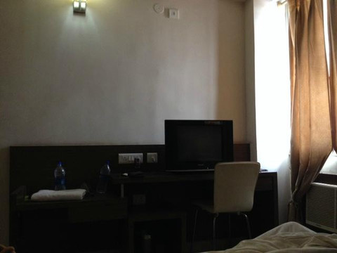 Bhirkibad酒店住宿-Hotel Kumar International