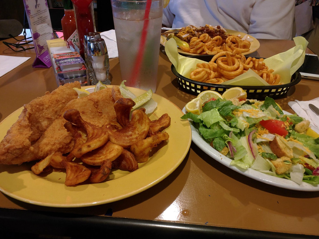 Santa Rita Park餐馆和美食-Courthouse Diner