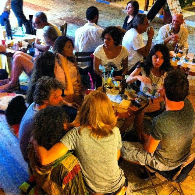 Happy Alternative Style Cafe Bar-卡斯必去景点