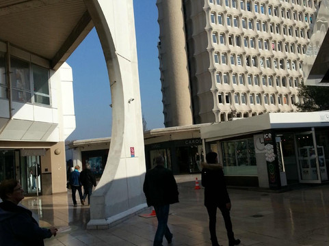 Centre Commercial Bonneveine-马赛必去景点