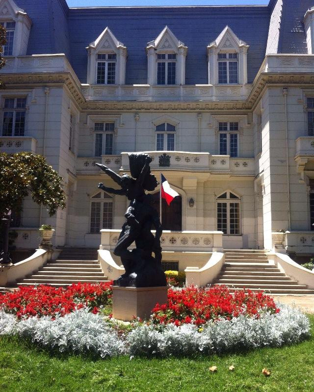 Palacio Carrasco-比尼亚德尔马必去景点