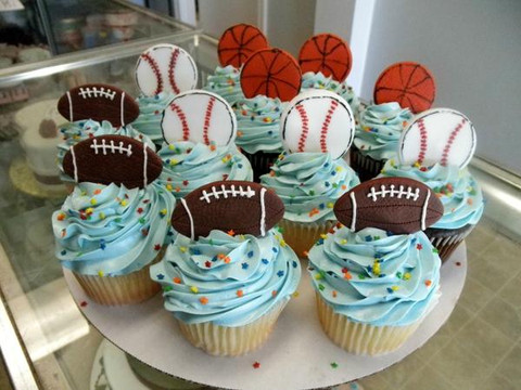 Sunol餐馆和美食-Noland's Cake Shop