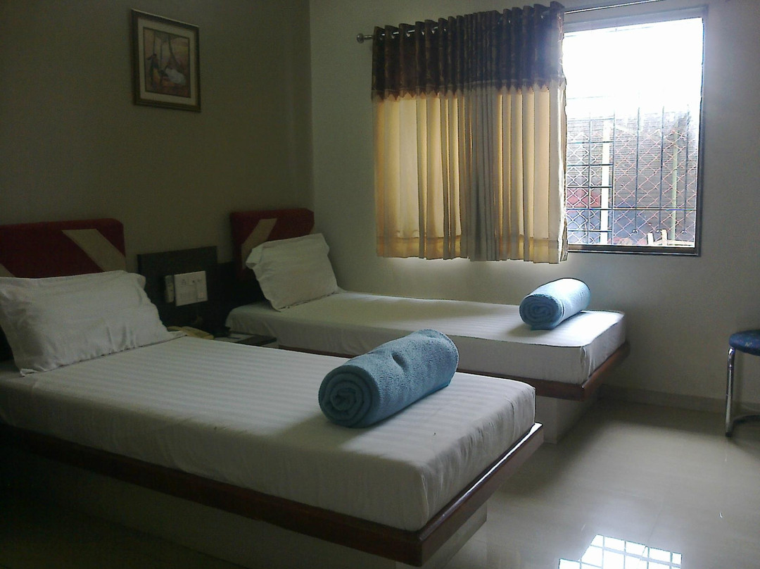 Hotel Het Palace (50Kms from Bhavnagar)