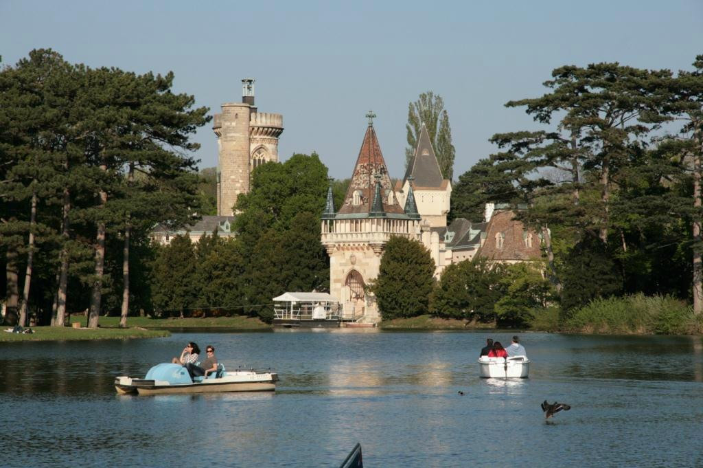 Schlosspark Laxenburg-Laxenburg必去景点