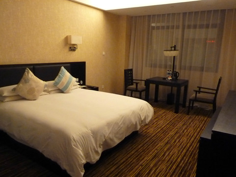 红牛君亭酒店（南昌八一广场火车站店）主图