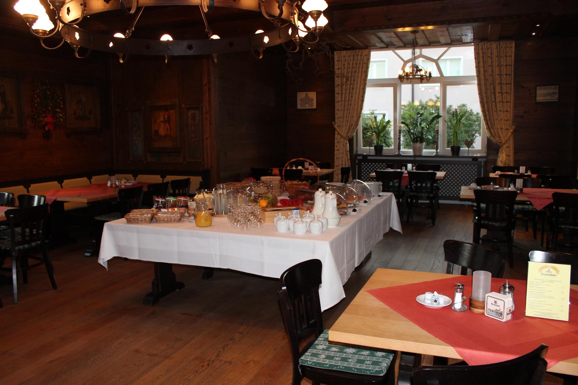 Bierhotel Bischofshof Braustuben-餐饮