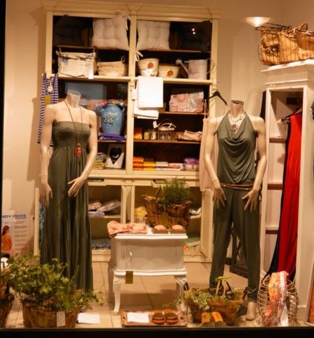 Laliqui shop e salotto-Marina di Ravenna必去景点