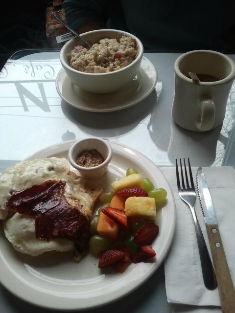 Larchmont餐馆和美食-Stan'z Cafe