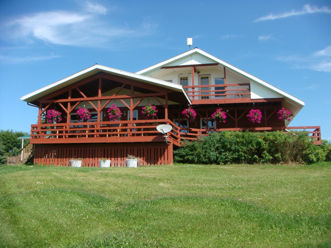 Rustic Ridge Ranch & Lodge