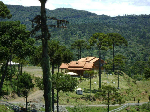 Vacas Gordas酒店住宿-Pousada Vale Da Neblina