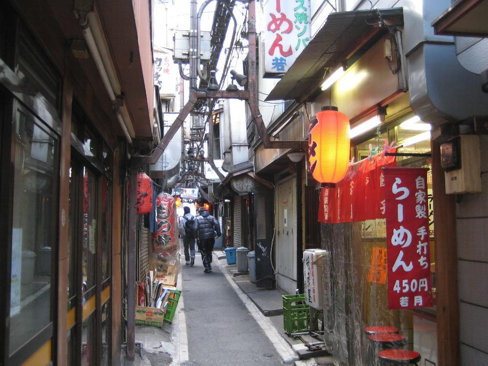 思出横丁-Nishishinjuku必去景点