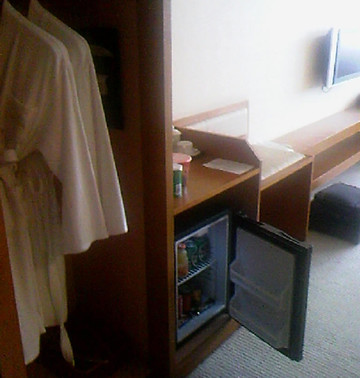 金銮富众酒店主图