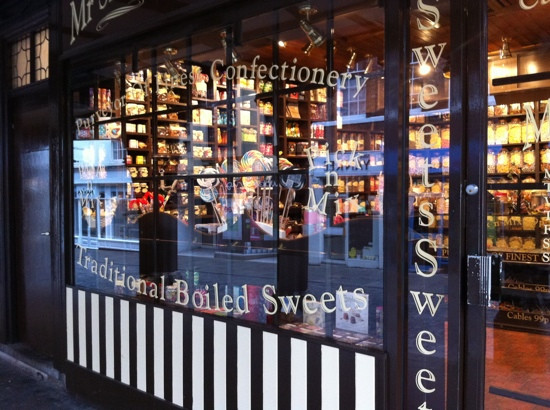 Mrs Benson’s Traditional Sweet Shop景点图片