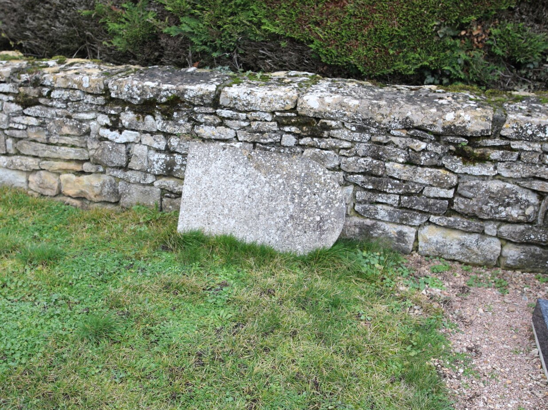 Cimetière de Cersot景点图片