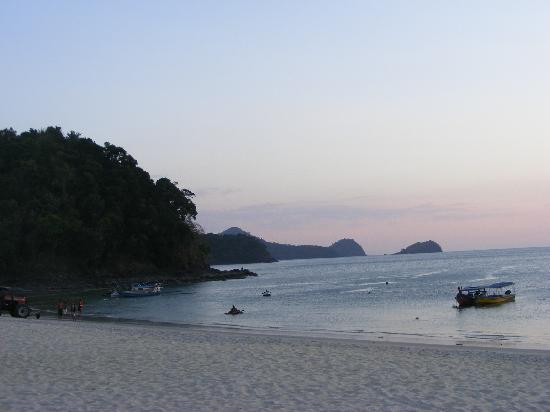 珍南海滩景点图片