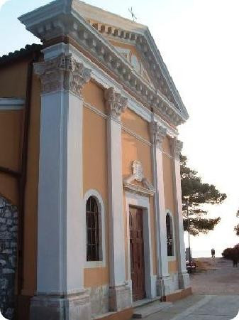 The Church of the Annunciation of the Blessed Virgin Mary景点图片