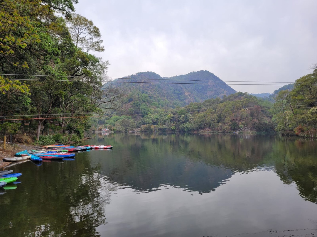 Sattal Lake景点图片
