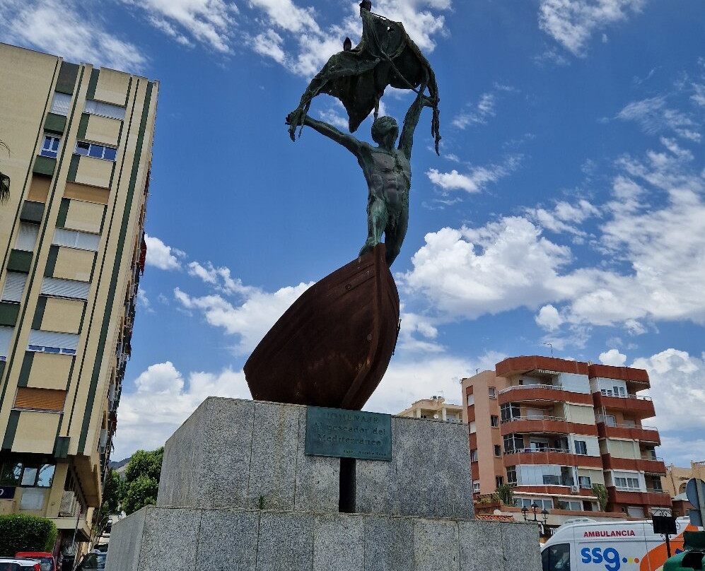 Monument To The Fisherman景点图片