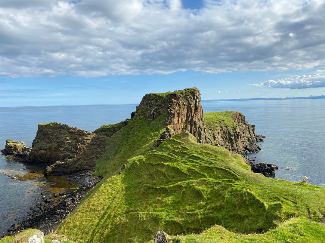 Brother's Point (Rubha nam Brathairean )景点图片