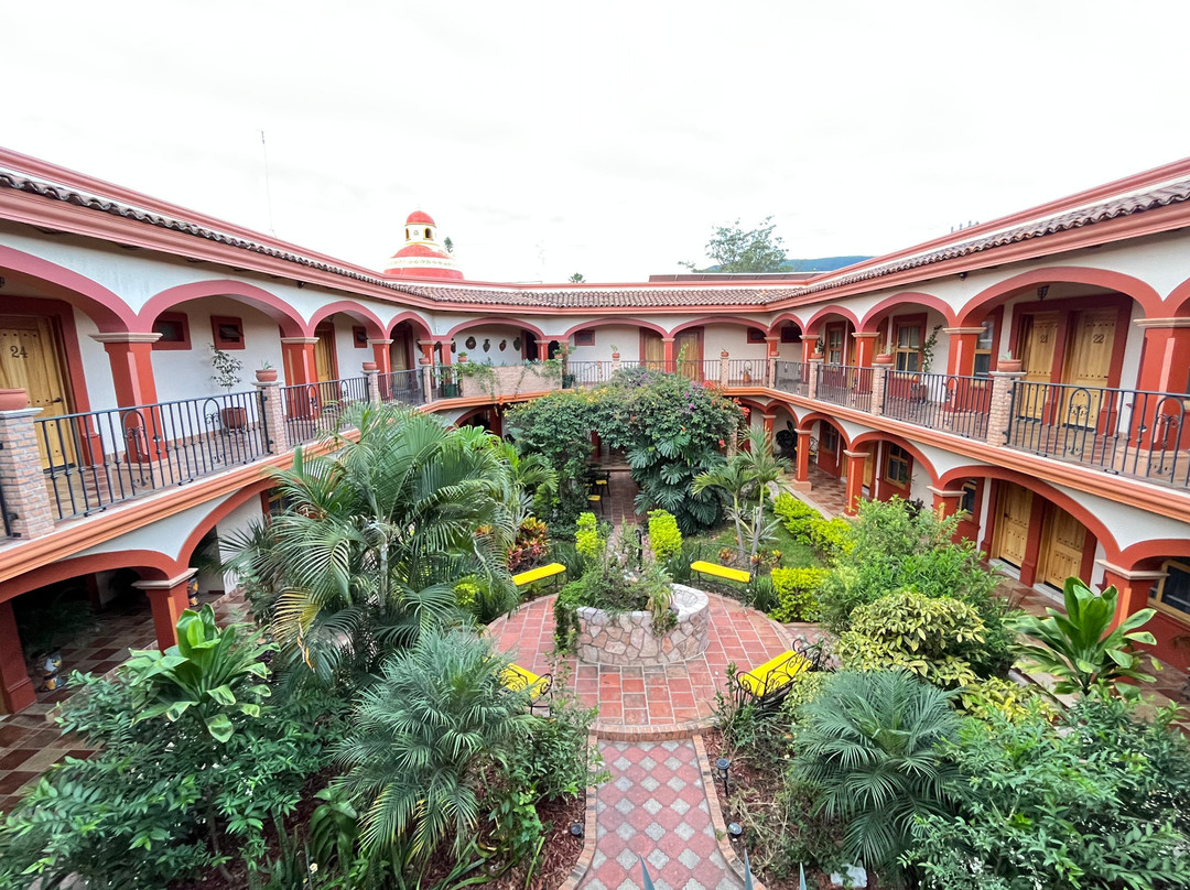 Encanto de la Sierra Hotel主图