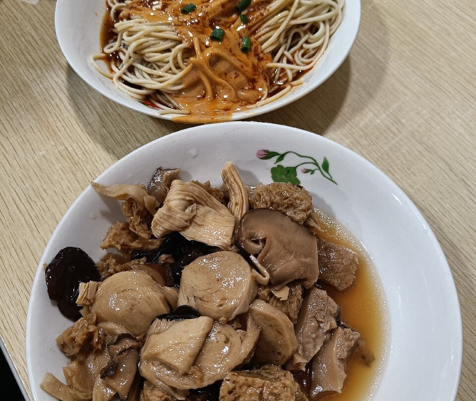 Shanghai Foodie-上海市必去景点