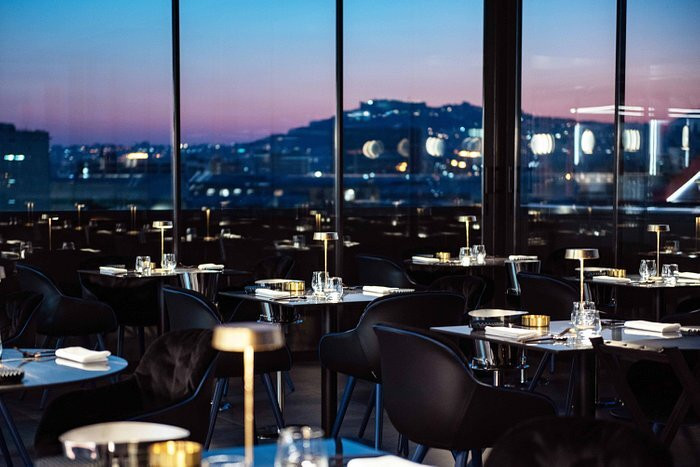Gold Tower Lifestyle Hotel主图