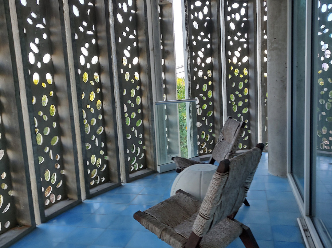 艾尔布洛克酒店主图