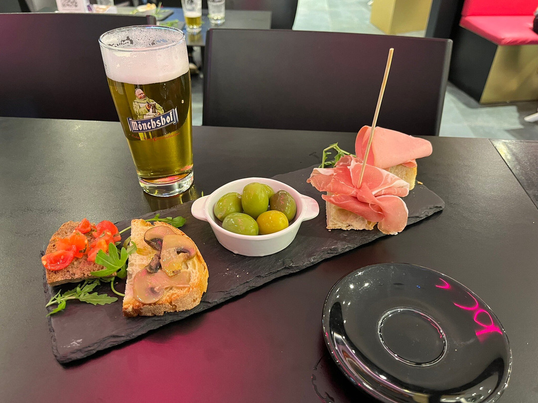 阿米特努酒店主图