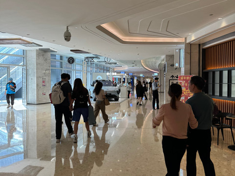 卓悦中心-深圳市必去景点