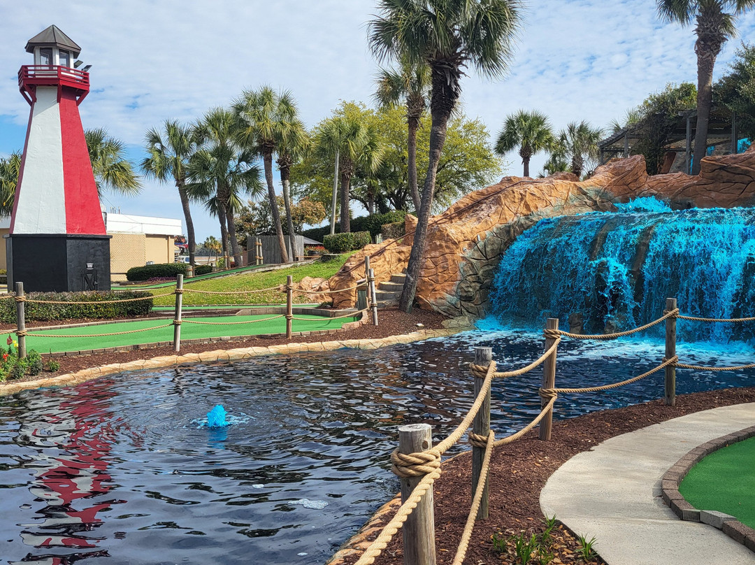 Shipwreck Island Miniature Golf-美特尔海滩必去景点