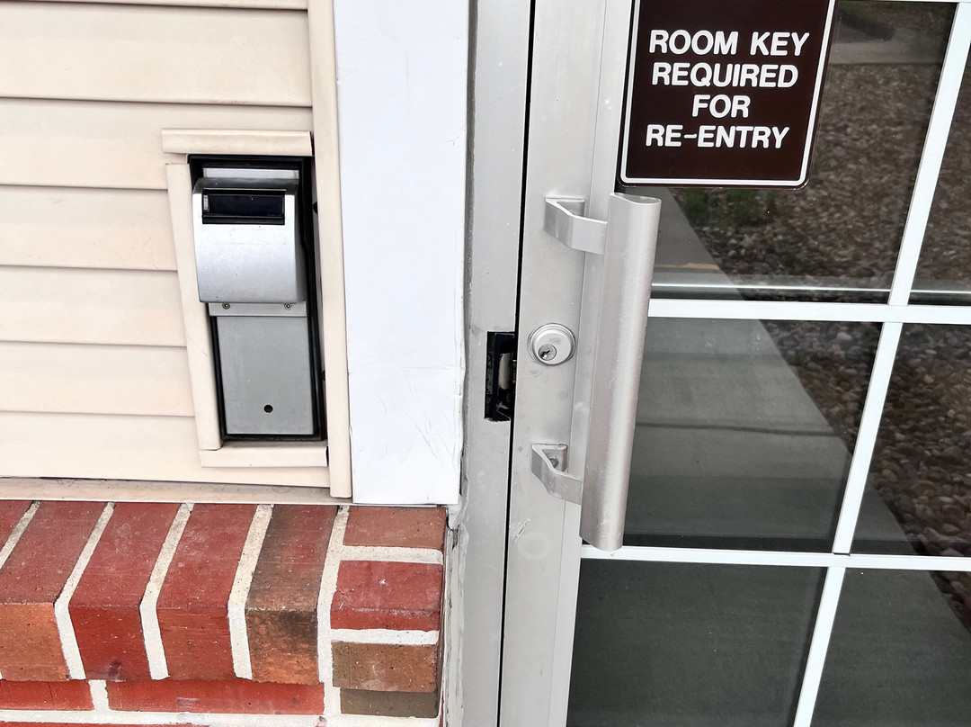 Best Western Plus University Park Inn & Suites主图