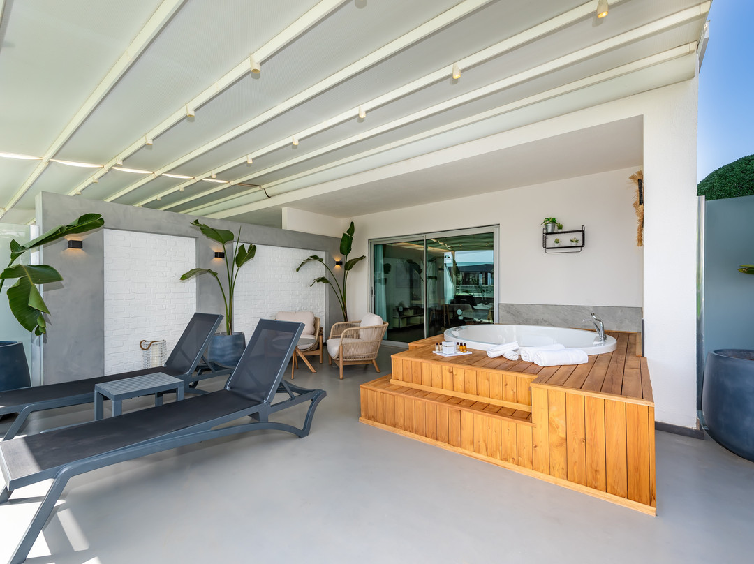 White City Resort Hotel主图