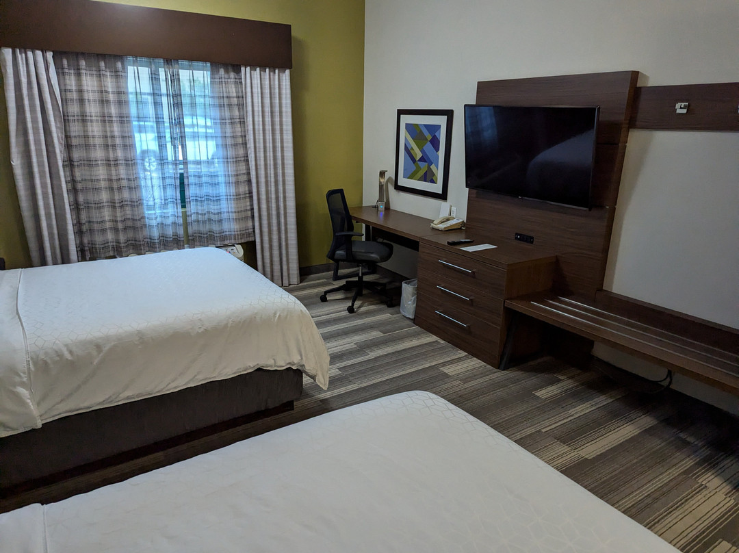 Holiday Inn Express & Suites Medicine Hat Transcanada Hwy 1 by IHG主图