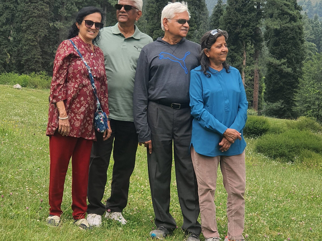 Hotel Pine Spring主图