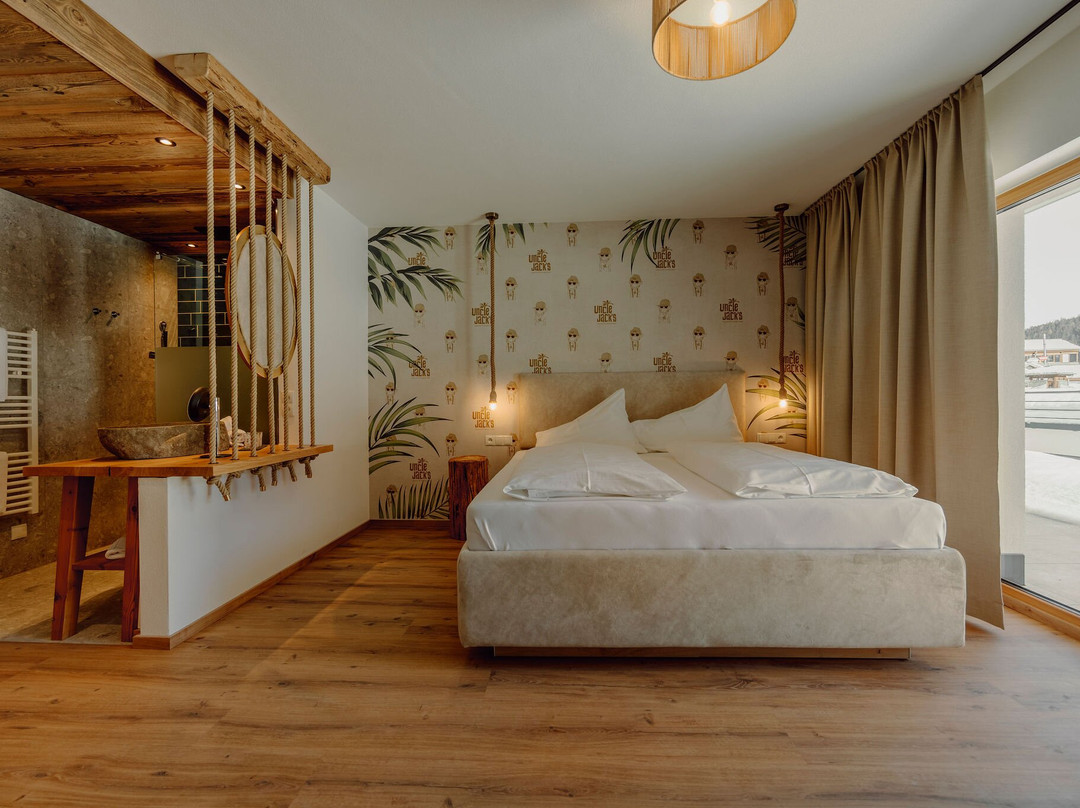 Uncle Jack’s TropicALPS Lifestyle Hotel