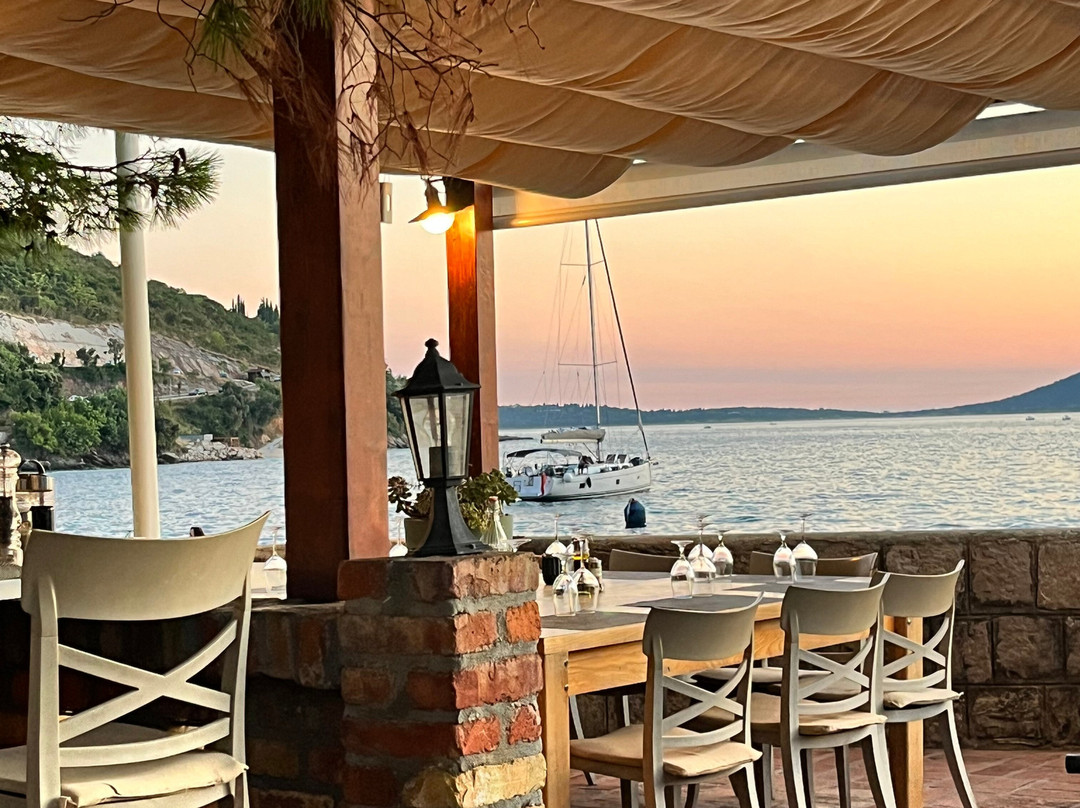Forte Rose Hotel And Restaurant主图