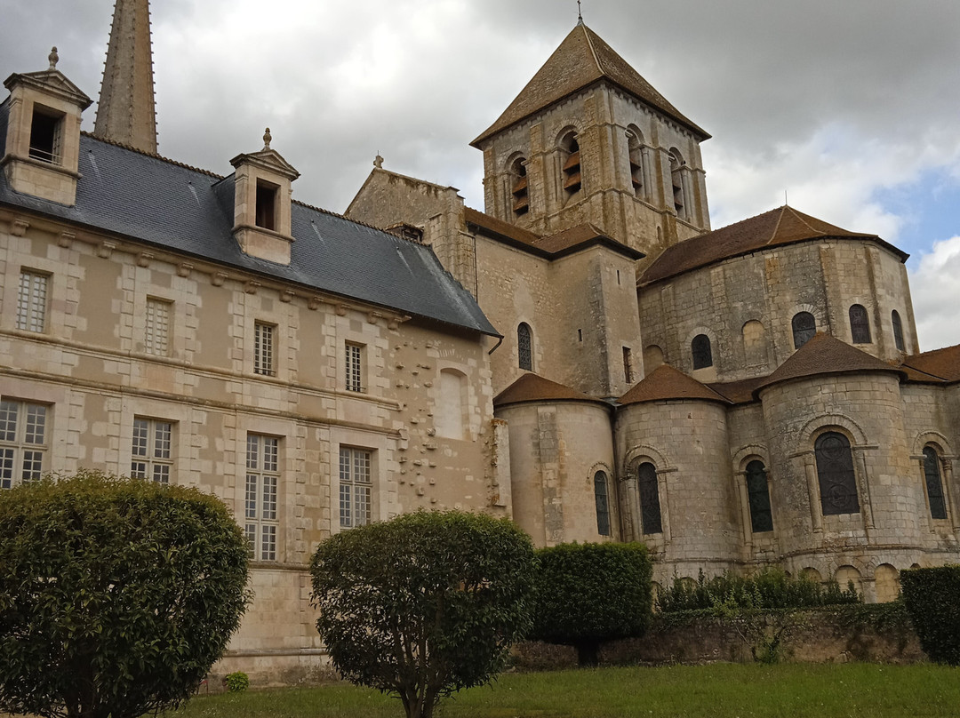 Abbey of Saint-Savin景点图片