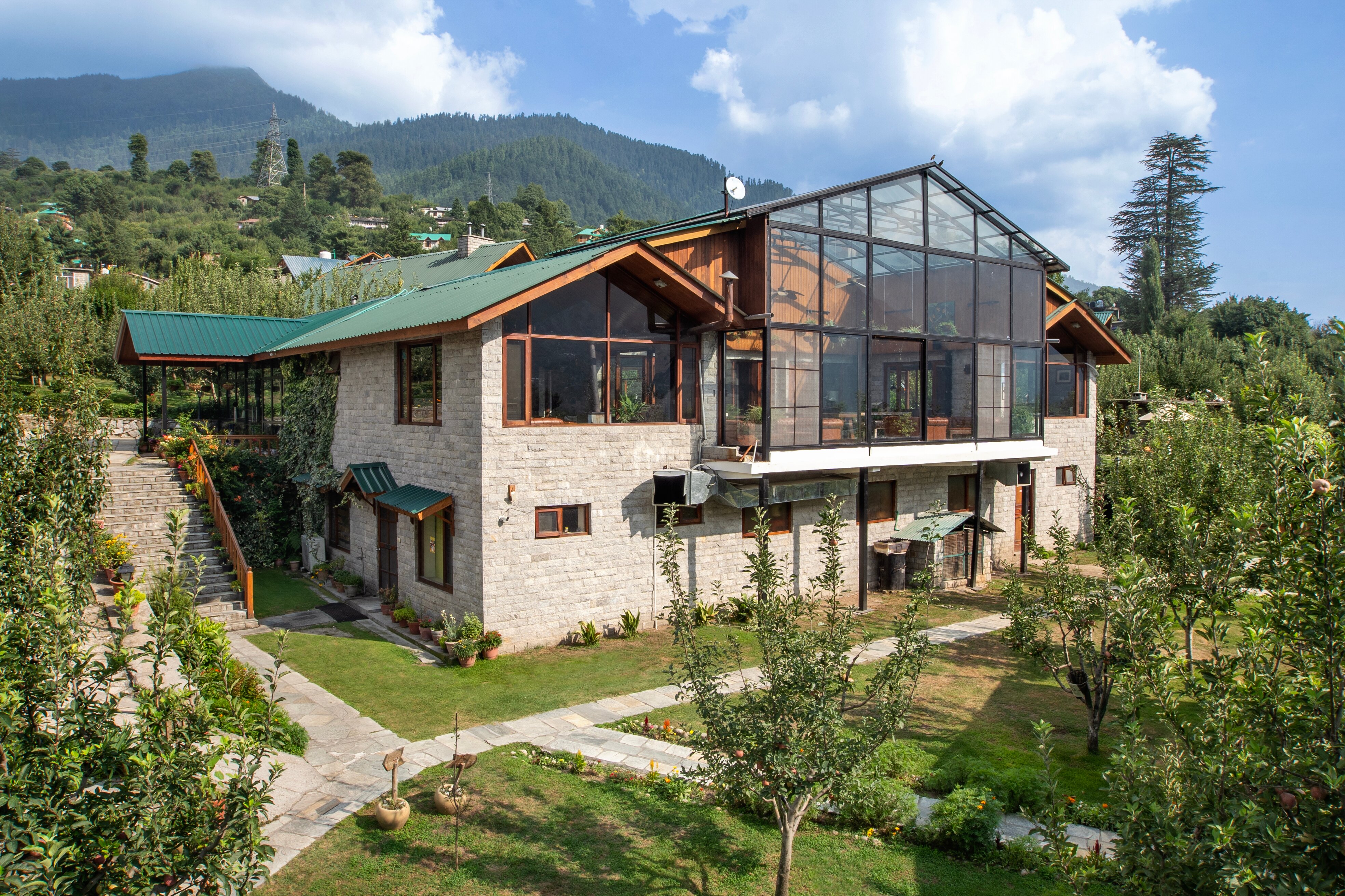 Larisa Resort, Manali-浴室