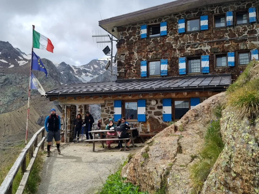 Giro dei Laghi del Cevedale景点图片