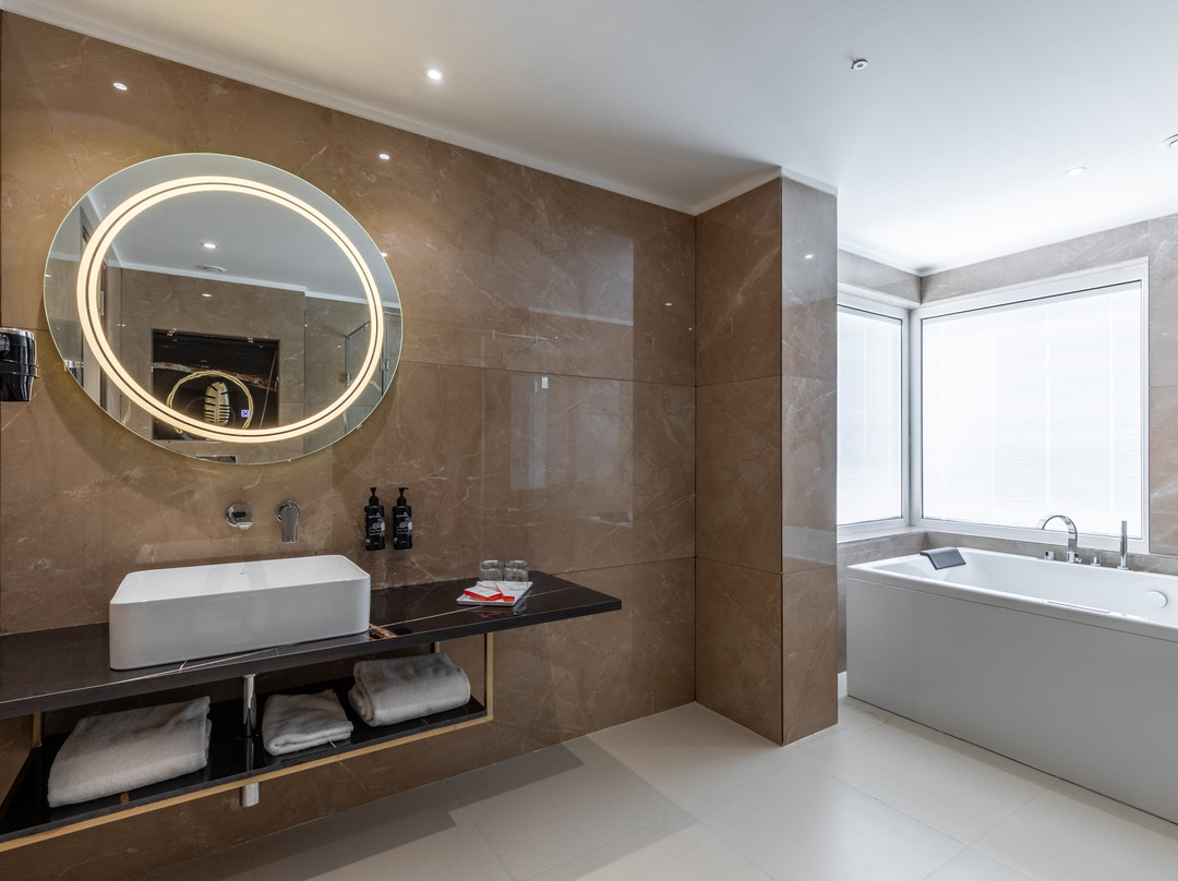 Rudraksh Club & Resort主图