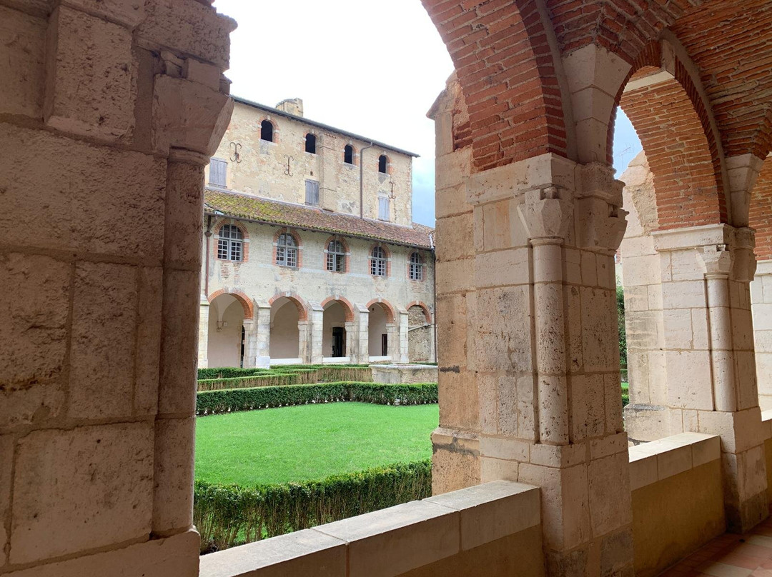 Abbaye de Saint-Sever景点图片