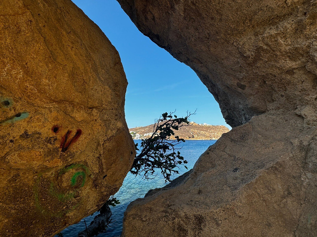 Petra Beach景点图片