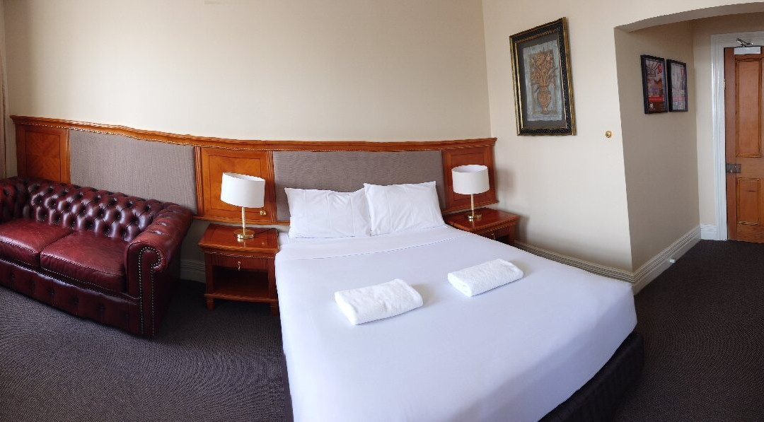 城市公园号角大酒店主图