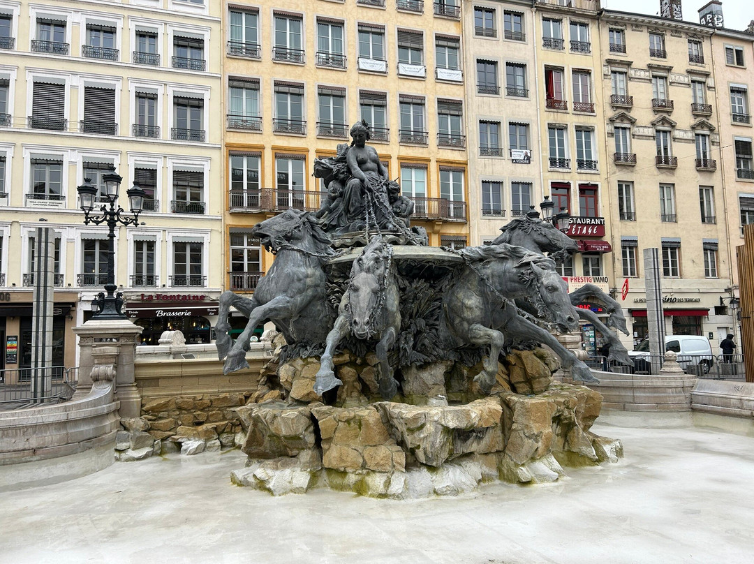 La Fontaine Bartholdi-里昂必去景点