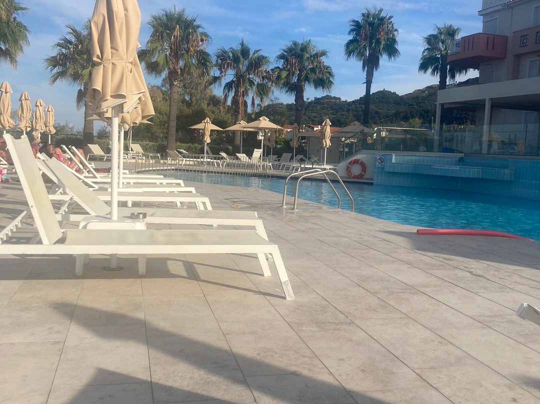 西诺斯卡玛拉海滩酒店主图