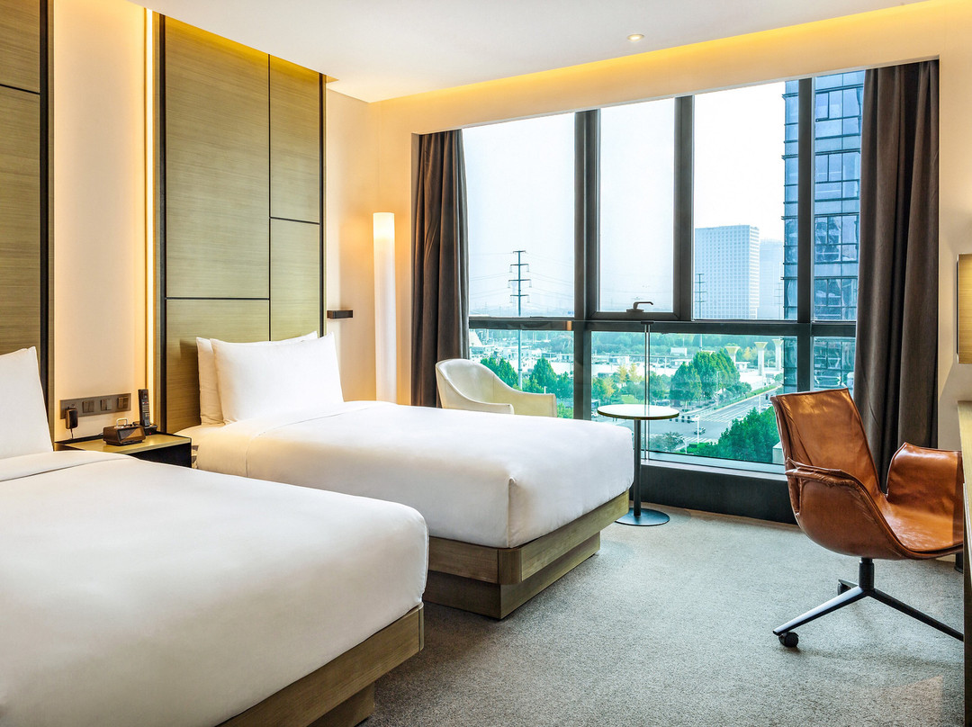 郑州合盛怡思得酒店主图