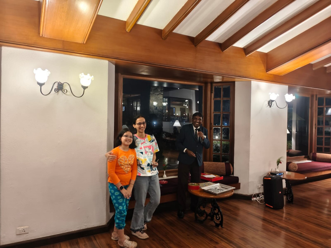 卡尔顿酒店主图