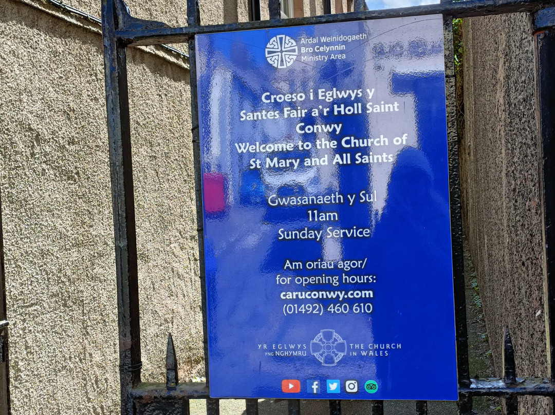Church of St Mary & All Saints景点图片