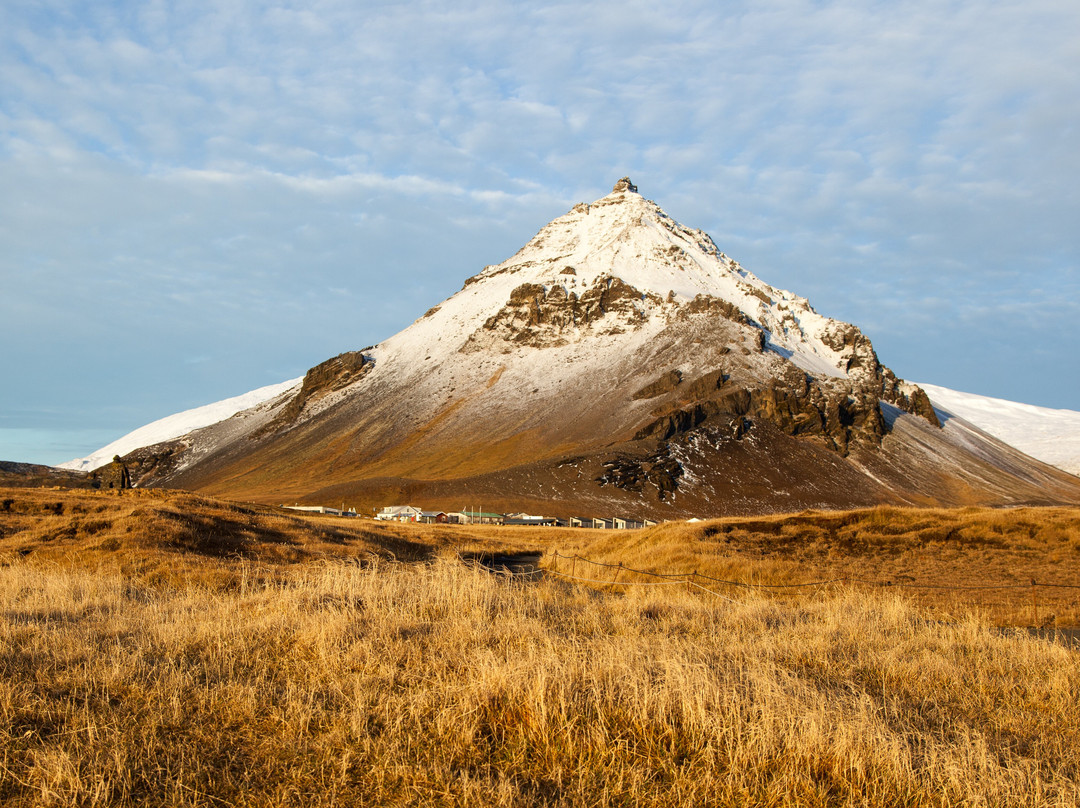 Arnarstapi Cliff-Arnarstapi必去景点
