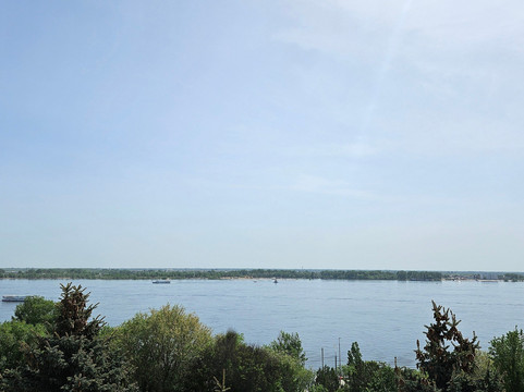 Monument to Fallen River Workers on Volga-伏尔加格勒必去景点